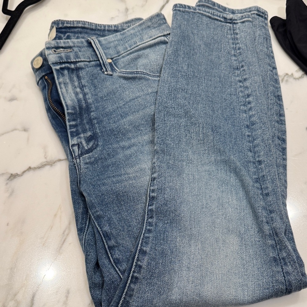 Mother the looker jeans size 27